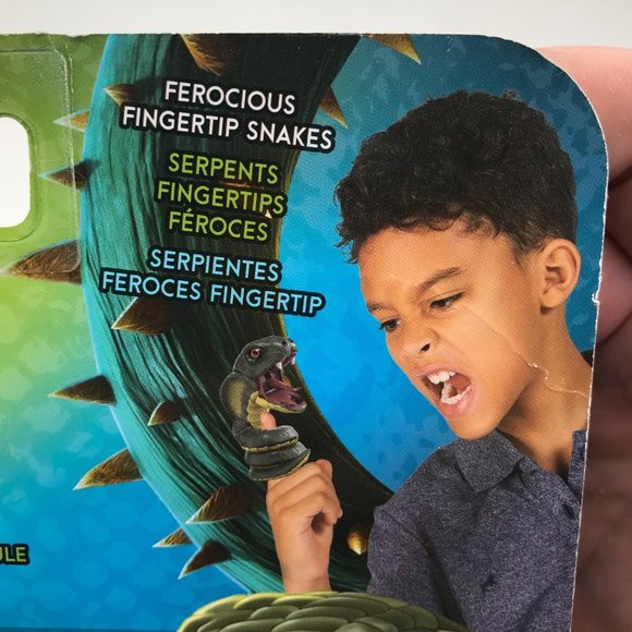 Fingerlings WowWee Untamed Fang Snake Action Figure Interactive New - Picture 7 of 11